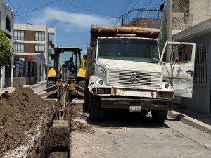 JUMAPAM avanza con la rehabilitación del alcantarillado en Villa Galaxia