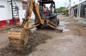 Supervisa JUMAPAM la rehabilitación de redes hidrosanitarias en Hogar del Pescador