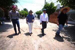 Supervisa Presidenta Minerva Osuna avance de obra sanitaria en Lomas del Mar