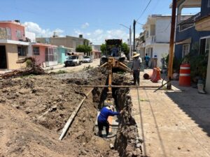 Avanzan obras de rehabilitación del alcantarillado en el Infonavit Playas y las colonias Gabriel Leyva y Loma Atravesada