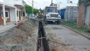 JUMAPAM retoma rehabilitación del alcantarillado en la colonia Benito Juárez